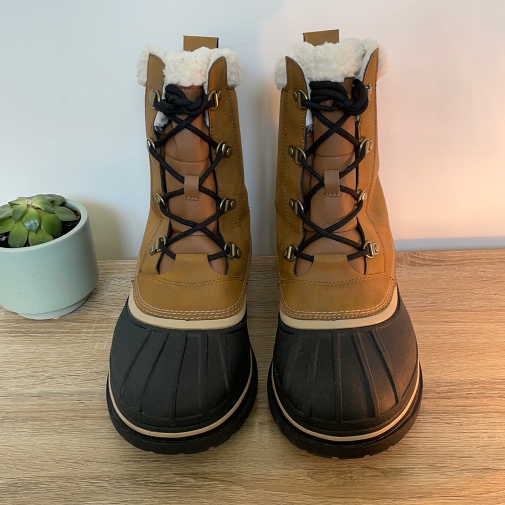 Barely Worn All Cast II CROCS Snow Boots
